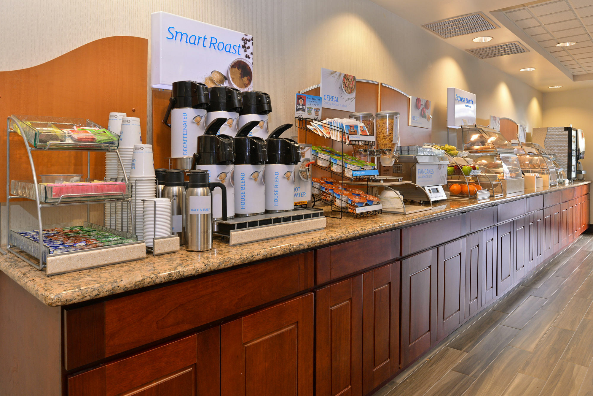 Holiday Inn Express Portland West/Hillsboro By Ihg Eksteriør billede